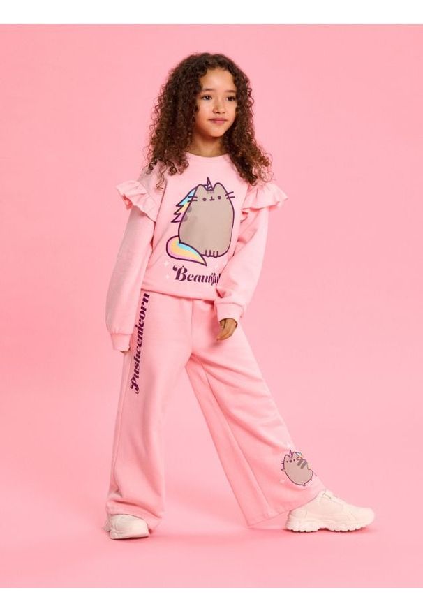 Sinsay - Bawełniane spodnie wide leg Pusheen the Cat - różowy. Kolor: różowy. Materiał: bawełna