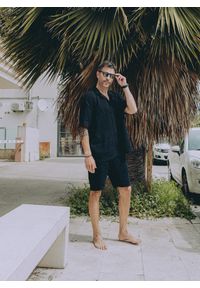 Pako Lorente - Bawełniana koszula męska w kolorze czarnym. Okazja: na co dzień. Kolor: czarny. Materiał: bawełna. Długość rękawa: krótki rękaw. Długość: krótkie. Sezon: lato. Styl: casual #6