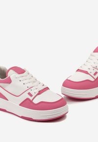 Born2be - Fuksjowo-Białe Sneakersy na Niskiej Platformie z Przeszyciami Ralavia. Kolor: różowy. Obcas: na platformie #5