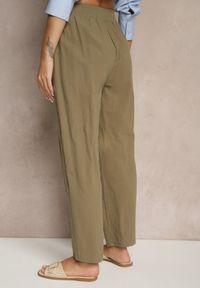 Renee - Ciemnozielone Spodnie z Bawełny High Waist Sonirea. Okazja: na co dzień. Stan: podwyższony. Kolor: zielony. Materiał: bawełna. Styl: casual #5