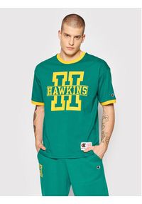 Champion T-Shirt Unisex STRANGER THINGS Hawkins 217756 Zielony Custom Fit. Kolor: zielony. Materiał: bawełna #3