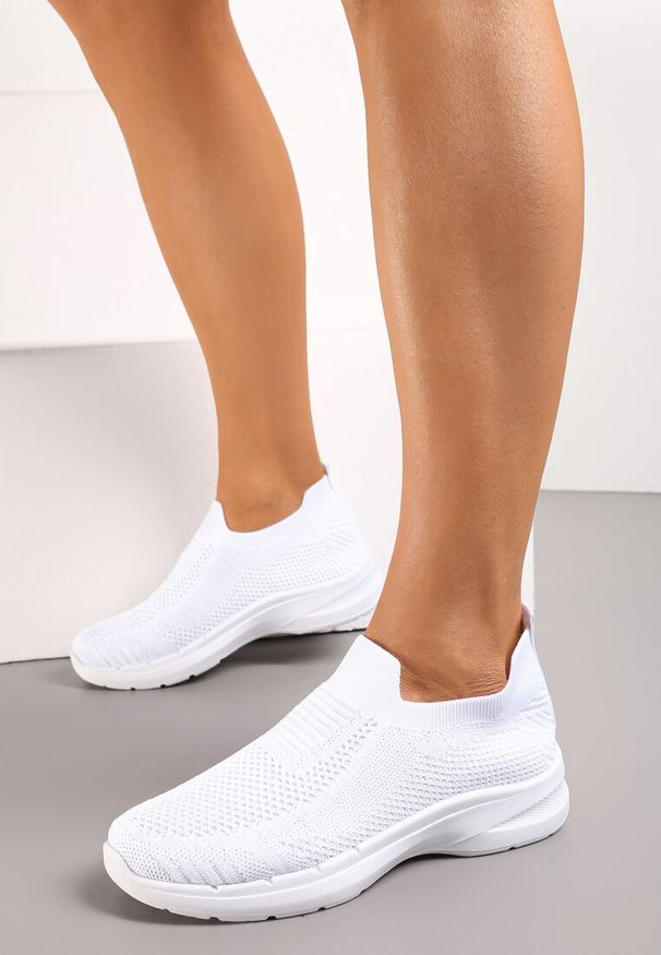 Renee - Białe Buty Sportowe z Elastyczną Cholewką Ortmane. Kolor: biały. Szerokość cholewki: normalna