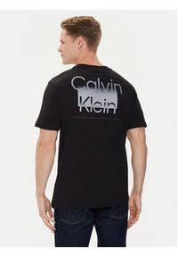 Calvin Klein T-Shirt Enlarged Back Logo K10K113106 Czarny Regular Fit. Kolor: czarny. Materiał: bawełna #3