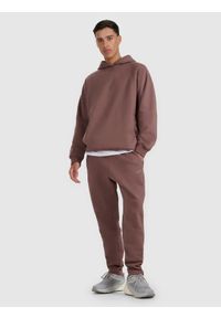 4f - 4F Bluza dresowa nierozpinana z kapturem męska - brązowa XL. Okazja: na co dzień. Typ kołnierza: kaptur. Kolor: brązowy. Materiał: dresówka. Długość rękawa: raglanowy rękaw. Styl: sportowy, casual
