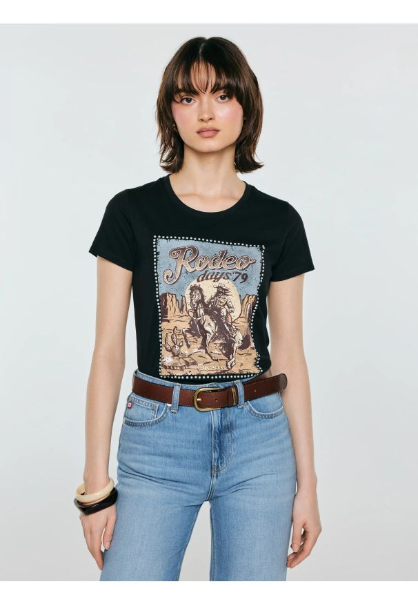 Big-Star - Koszulka damska z linii Authentic z nadrukiem czarna Erellsa 906. Kolor: czarny. Materiał: dzianina. Długość: długie. Wzór: nadruk. Styl: elegancki, rockowy