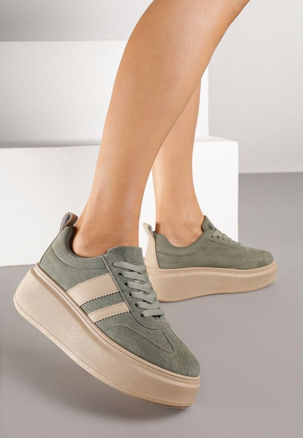 Renee - Zielone Sneakersy Klasyczne Tenisówki na Grubej Podeszwie z Koturnem Adessia. Nosek buta: okrągły. Zapięcie: sznurówki. Kolor: zielony. Materiał: materiał. Obcas: na koturnie. Wysokość obcasa: niski