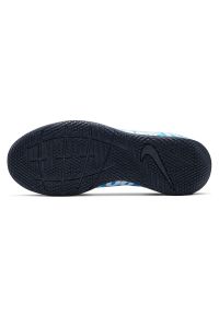 Buty dla dzieci do piłki nożnej Nike Mercurial Vapor 13 Club IN AT8169. Materiał: skóra, syntetyk. Szerokość cholewki: normalna. Sport: piłka nożna #4