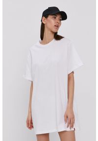 MUUV Sukienka Boyfriends Tshirt kolor biały mini oversize. Kolor: biały. Materiał: bawełna, dzianina. Długość rękawa: krótki rękaw. Typ sukienki: oversize. Długość: mini #5