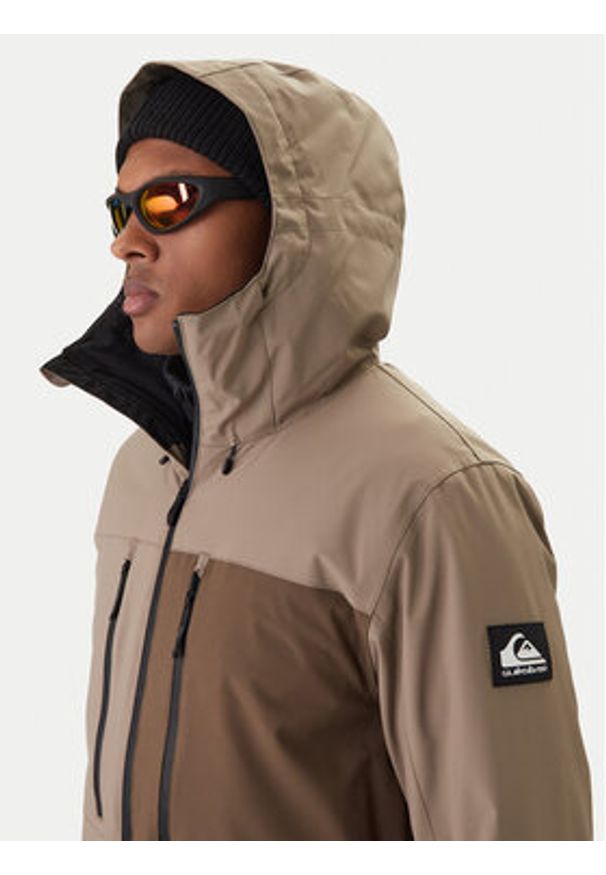 Quiksilver Kurtka snowboardowa Sycamore Solid 20K EQYTJ03502 Beżowy Modern Fit. Kolor: beżowy. Materiał: syntetyk. Sport: snowboard