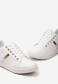 Renee - Białe Sneakersy z Ozdobnymi Wstawkami Klordiana. Nosek buta: okrągły. Zapięcie: sznurówki. Kolor: biały. Materiał: materiał. Obcas: na obcasie. Wysokość obcasa: niski #6