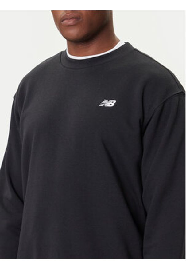 New Balance Bluza Small Logo MT41507 Czarny Relaxed Fit. Kolor: czarny. Materiał: bawełna