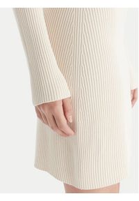 Kontatto Sukienka dzianinowa 3M0827C Écru Slim Fit. Materiał: syntetyk