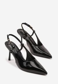 Born2be - Czarne Lakierowane Sandały Vices na Szpilce Bez Pięty Tiavarelle. Okazja: na co dzień. Zapięcie: sprzączka. Kolor: czarny. Materiał: lakier. Obcas: na szpilce. Styl: wizytowy, casual. Wysokość obcasa: średni #9
