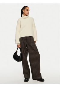 GESTUZ - Gestuz Golf Meba 10909324 Beżowy Loose Fit. Typ kołnierza: golf. Kolor: beżowy. Materiał: bawełna #4