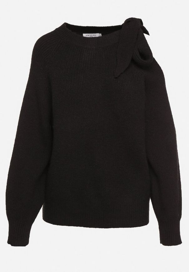 Born2be - Czarny Sweter Ozdobiony Kokardą i Wycięciem Noredi. Okazja: na co dzień. Typ kołnierza: kokarda. Kolor: czarny. Materiał: jeans. Długość: długie. Wzór: aplikacja. Sezon: zima, jesień. Styl: klasyczny, elegancki, casual