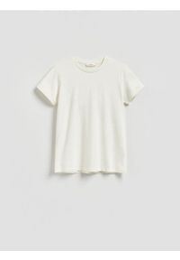 Reserved - T-shirt z włóknami bambusowymi - złamana biel. Materiał: włókno #1