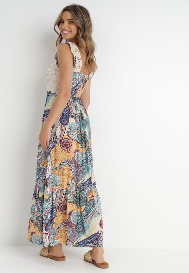 Born2be - Beżowo-Niebieska Sukienka Missey. Typ kołnierza: kołnierz z falbankami, dekolt kwadratowy. Kolor: niebieski. Materiał: wiskoza. Długość rękawa: na ramiączkach. Wzór: nadruk, haft, aplikacja. Sezon: lato. Długość: maxi