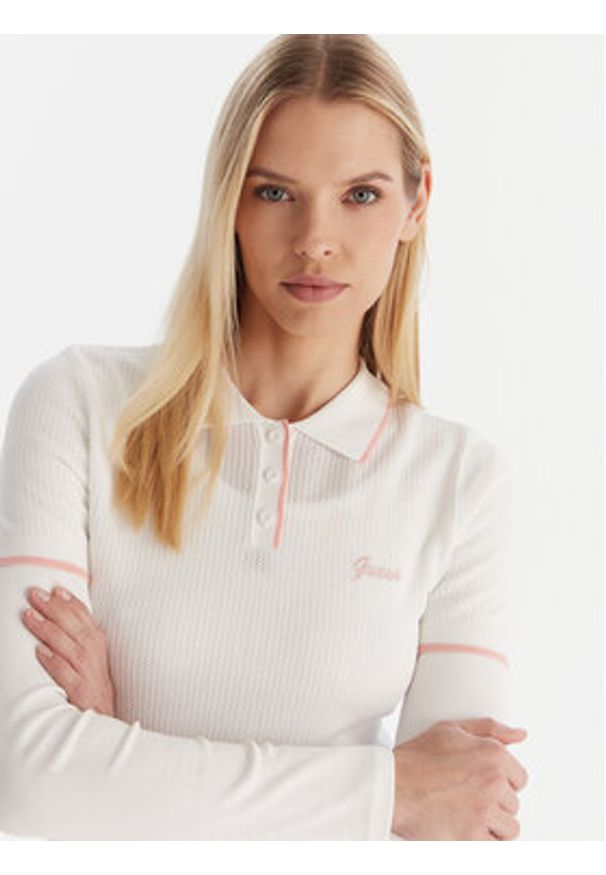 Guess Polo V5GP00Z3D60 Biały Slim Fit. Typ kołnierza: polo. Kolor: biały. Materiał: wiskoza