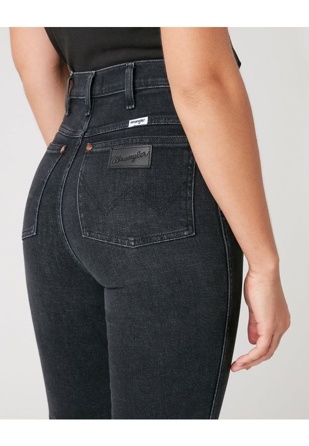 Wrangler - DAMSKIE SPODNIE JEANSOWE WRANGLER WILD WEST NIGHT FEVER W2H2KO96B 112128614