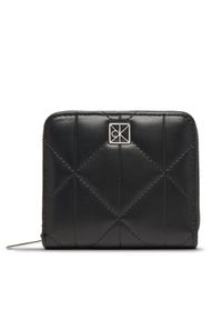 Calvin Klein Portfel Quilted Square Zip Around LV04F1121G Czarny. Kolor: czarny. Materiał: skóra #1
