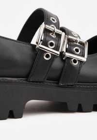Born2be - Czarne Rockowe Półbuty Płaskie na Grubej Podeszwie z Dwoma Paskami Cellinis. Okazja: na co dzień. Zapięcie: pasek. Kolor: czarny. Materiał: jeans, dzianina. Wzór: paski. Styl: rockowy #8