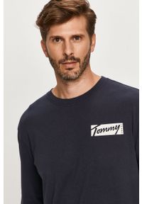 Tommy Jeans - Longsleeve. Okazja: na co dzień. Kolor: niebieski. Materiał: bawełna, dzianina. Wzór: nadruk. Styl: casual #3