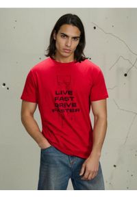 Sinsay - Bawełniana koszulka z krótkim rękawem - czerwony. Kolor: czerwony. Materiał: bawełna. Długość rękawa: krótki rękaw. Długość: krótkie