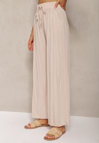 Renee - Jasnobeżowe Bawełniane Spodnie Palazzo High Waist z Gumką w Pasie Gitanea. Okazja: na co dzień. Stan: podwyższony. Kolor: beżowy. Materiał: bawełna. Styl: elegancki, casual #3