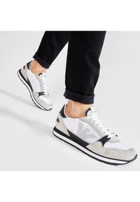 Emporio Armani Sneakersy X4X537 XM678 N638 Biały. Kolor: biały #9