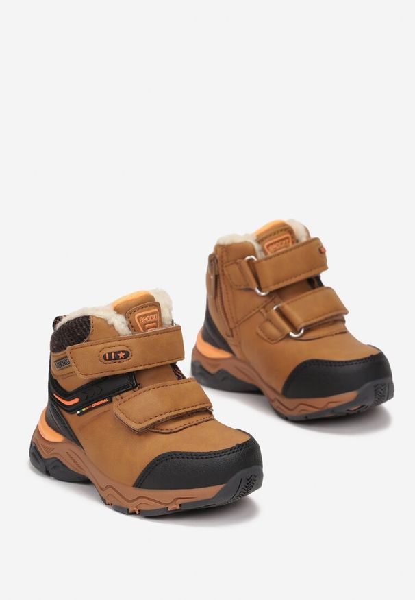 Born2be - Brązowe Botki Traperki na Rzepy Ligal. Okazja: na uczelnię, na co dzień. Zapięcie: rzepy. Kolor: brązowy. Materiał: jeans. Styl: wizytowy, casual, elegancki
