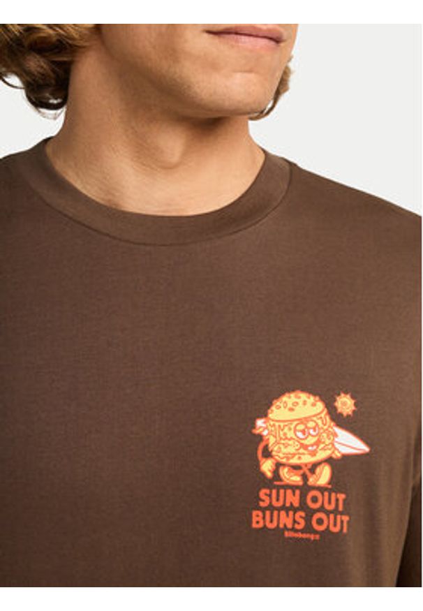 Billabong T-Shirt Gimmicks EBYZT00363 Brązowy Regular Fit. Kolor: brązowy. Materiał: bawełna