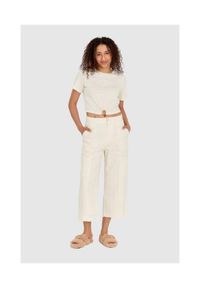 Guess - GUESS Kremowy t-shirt damski cropped fit piercing, Rozmiar L. Kolor: beżowy. Materiał: bawełna