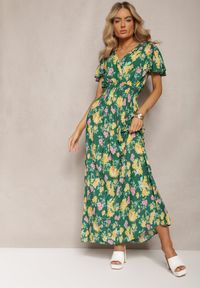 Renee - Zielono-Żółta Maxi Sukienka w Kwiaty z Wiskozy o Rozkloszowanym Kroju z Kopertowym Dekoltem Brilva. Kolor: zielony. Materiał: wiskoza. Wzór: kwiaty. Sezon: lato. Typ sukienki: kopertowe. Długość: maxi