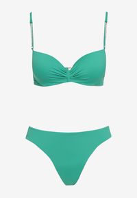 Born2be - Zielone Bikini Góra z Regulowanymi Ramiączkami Ozdobionymi Cyrkoniami z Elastycznym Dołem w Zestawie Spodenki Kąpielowe z Gumką w Pasie Quilalia. Kolor: zielony. Wzór: aplikacja