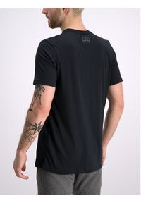 Under Armour T-Shirt 1326799 Czarny Loose Fit. Kolor: czarny. Materiał: syntetyk, bawełna
