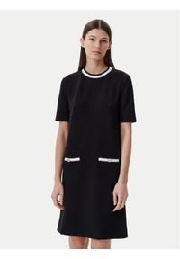 Karl Lagerfeld - KARL LAGERFELD Sukienka codzienna A1W13041 Czarny Regular Fit. Okazja: na co dzień. Typ kołnierza: dekolt w karo. Kolor: czarny. Materiał: syntetyk. Typ sukienki: proste. Styl: casual #1