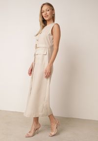 Born2be - Jasnobeżowa Elegancka Sukienka z Wiskozą i Lnem Zdobiona Paskiem z Aplikacją Pimeine. Okazja: do pracy, na co dzień. Kolor: beżowy. Materiał: wiskoza, len. Wzór: aplikacja. Sezon: lato. Typ sukienki: proste. Styl: elegancki #8
