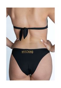 MOSCHINO SWIM Dół od bikini złote metalowe logo. Kolor: czarny. Materiał: poliamid. Wzór: gładki, nadruk #2