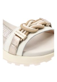 Sandały damskie Hispanitas, cholewka ze skóry naturalnej sportowa forma z regulowanymi paskami odkryta konstrukcja stabilna podeszwa zapewniająca wyg. Okazja: na co dzień. Zapięcie: pasek. Kolor: biały. Materiał: skóra. Wzór: paski. Sezon: lato. Styl: sportowy #5