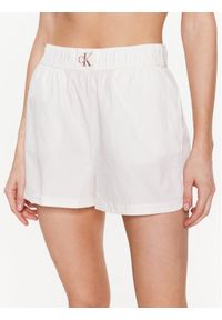 Calvin Klein Jeans Szorty sportowe J20J220687 Biały Regular Fit. Kolor: biały. Materiał: bawełna