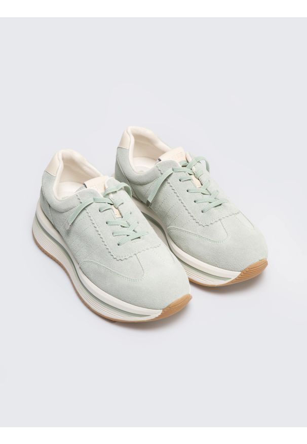 Big-Star - Sneakersy damskie ze skóry naturalnej pistacjowe RR274A350 300. Okazja: na co dzień. Kolor: zielony. Materiał: skóra