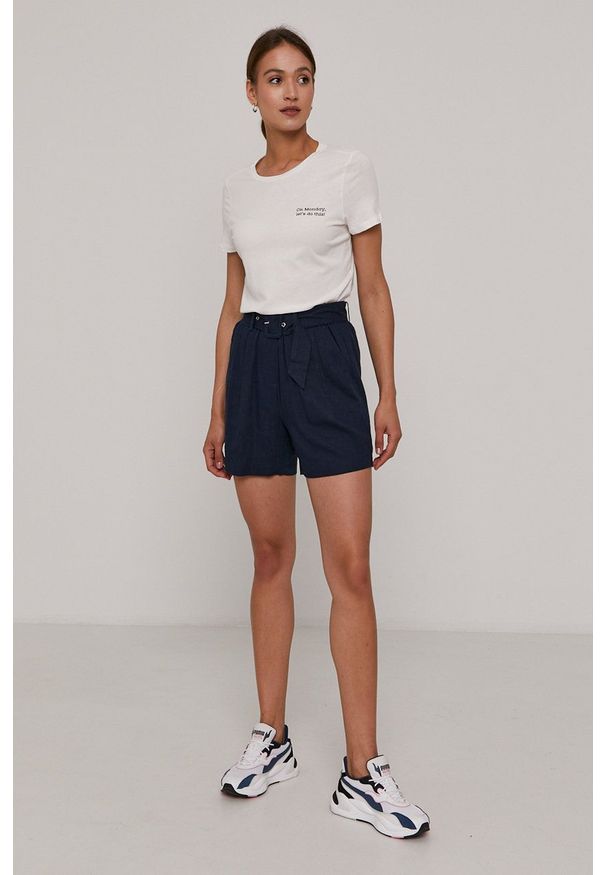 Vero Moda - Szorty. Okazja: na co dzień. Kolor: niebieski. Materiał: tkanina. Wzór: gładki. Styl: casual