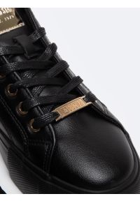 Big-Star - Sneakersy damskie ze skóry ekologicznej czarne NN274A850 906. Nosek buta: okrągły. Zapięcie: sznurówki. Kolor: czarny. Materiał: skóra ekologiczna #8