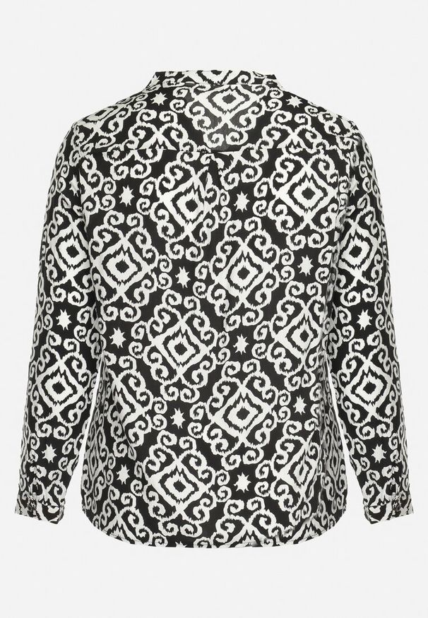 Born2be - Czarno-Biała Wiskozowa Bluzka Zapinana na Guziki w Geometryczny Print Perita. Kolor: czarny. Materiał: wiskoza. Wzór: geometria, nadruk. Sezon: lato