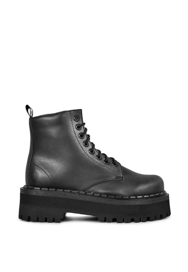 Altercore - Buty 653. Zapięcie: sznurówki. Kolor: czarny. Obcas: na platformie