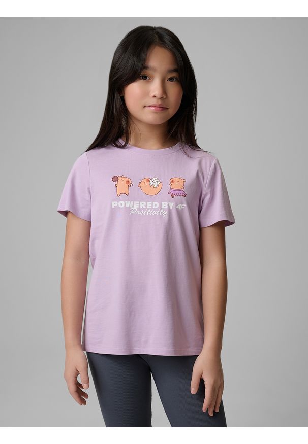 4f - 4F T-shirt regular z nadrukiem dziewczęcy - fioletowy 128 (7-8 lat). Okazja: na spacer, na co dzień, na uczelnię. Kolor: fioletowy. Materiał: dzianina, bawełna, skóra, materiał. Wzór: nadruk. Sezon: lato. Styl: casual