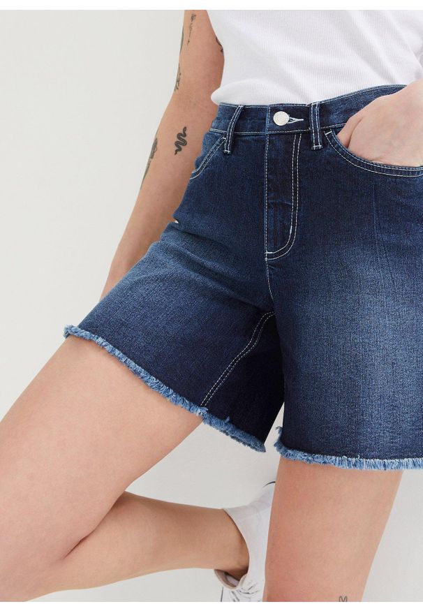 bonprix - Szorty dżinsowe ze stretchem, mid waist. Kolor: niebieski