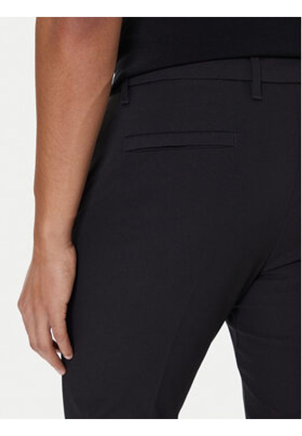 BOSS Spodnie materiałowe T_Commuter 50544245 Czarny Slim Fit. Kolor: czarny. Materiał: syntetyk