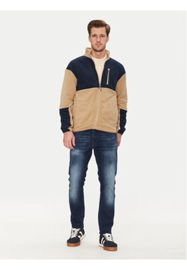 Blend Polar 20717851 Beżowy Regular Fit. Kolor: beżowy. Materiał: syntetyk