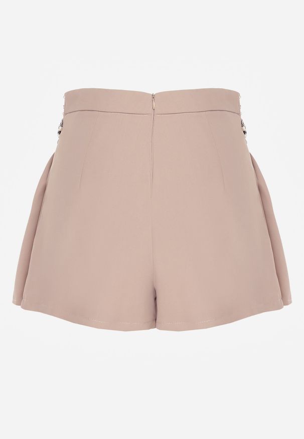 Renee - Beżowe Szorty Spódnica Ozdobione Guzikami Perłami i Cyrkoniami Zapinane na Ukryty Suwak Pelilla. Kolor: beżowy. Wzór: aplikacja